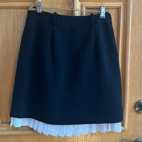 Victoria Beckham Two-Piece Pleated Skirt - Size US 2 - Picture 4 of 10